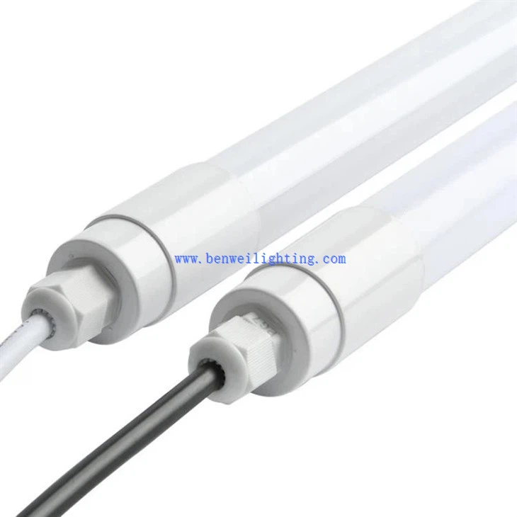 Cattle Barn Lamp (1)