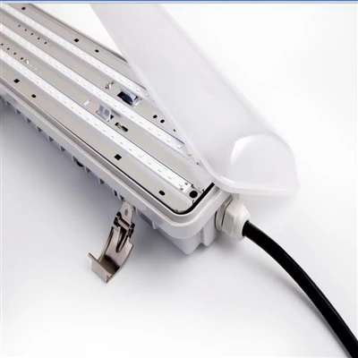 4ft LED Tri{1}}otporno svjetlo 20W