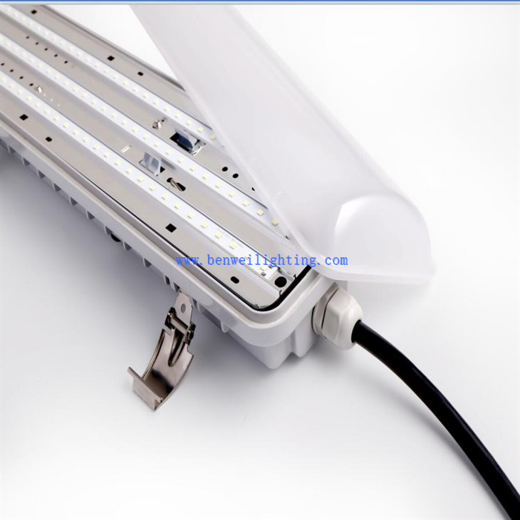 Tri-proof led light